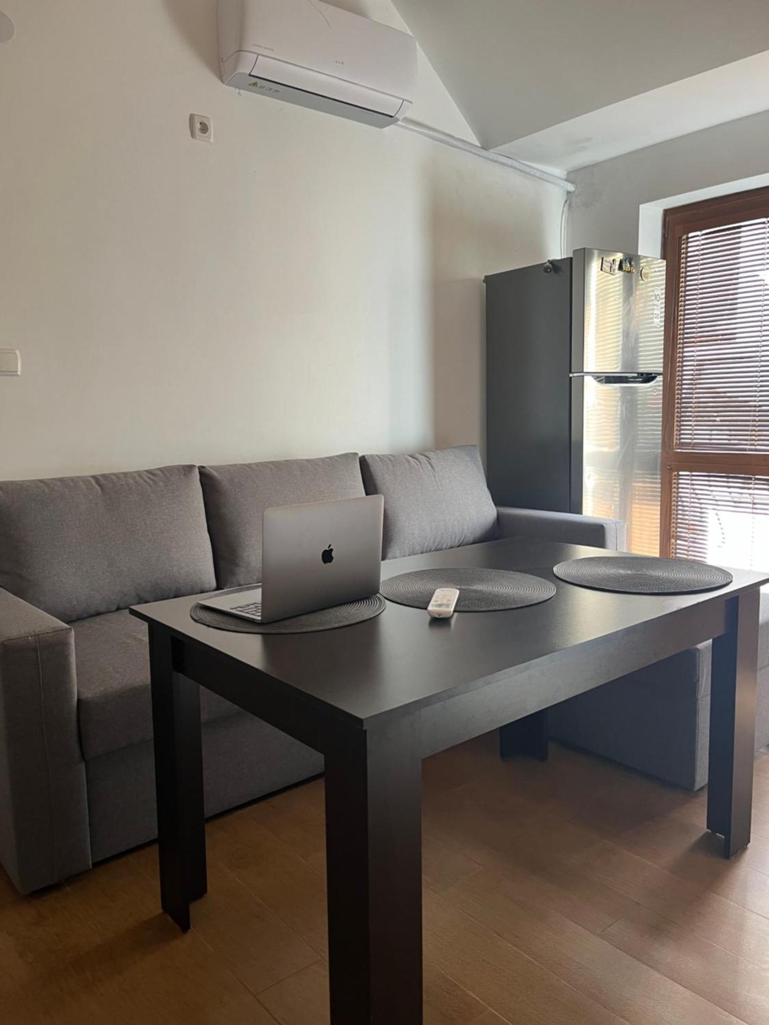En-Suite Rooms: Novа Guesthouse In Sofia Center Kültér fotó