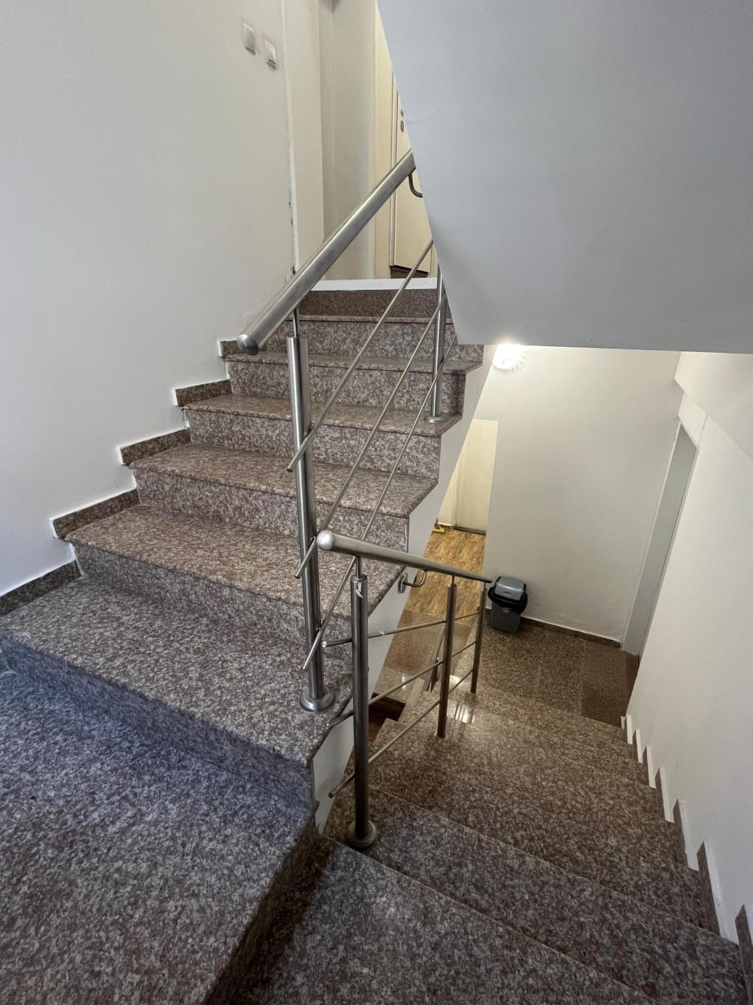 En-Suite Rooms: Novа Guesthouse In Sofia Center Kültér fotó