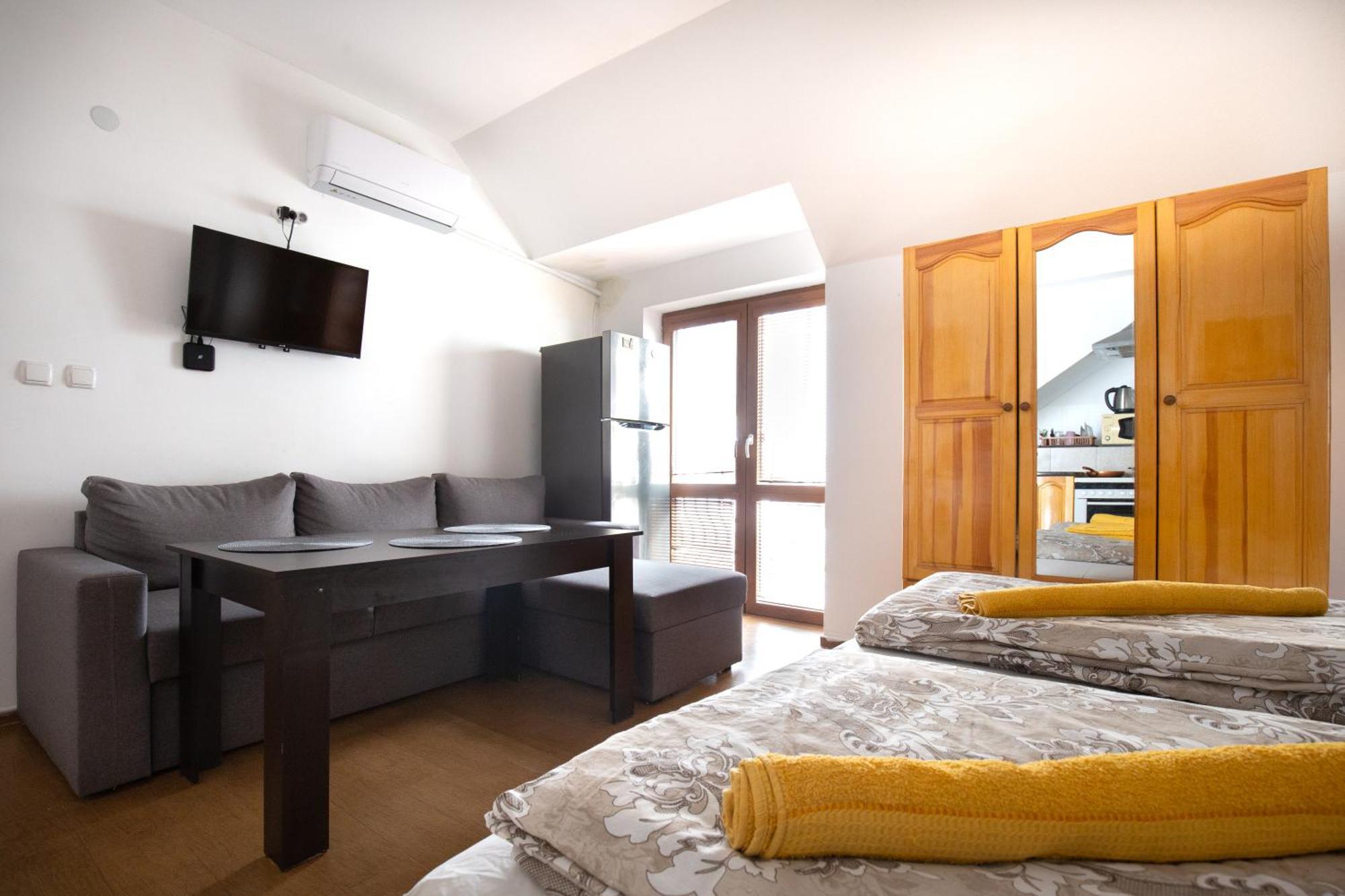 En-Suite Rooms: Novа Guesthouse In Sofia Center Kültér fotó